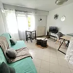 Appartement Vue Sur Jardin Parking Ascenseur Un-sejour-a-part