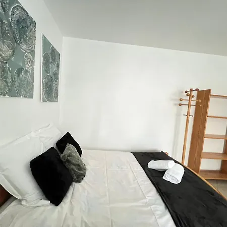 Vue Sur Jardin Parking Ascenseur Un-sejour-a-part