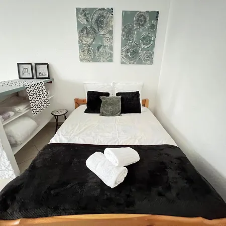 Апартаменты Vue Sur Jardin Parking Ascenseur Un-sejour-a-part Мец