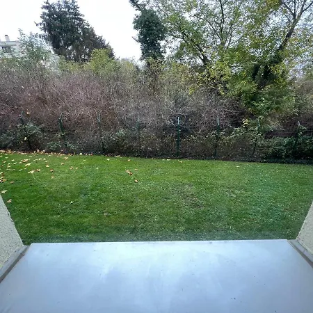 Apartment Vue Sur Jardin Parking Ascenseur Un-sejour-a-part Metz