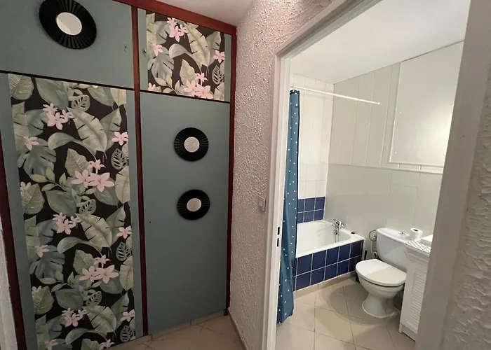 Vue Sur Jardin Parking Ascenseur Un-sejour-a-part Lägenhet