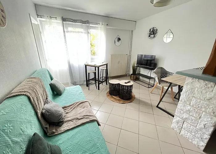 公寓 Vue Sur Jardin Parking Ascenseur Un-sejour-a-part