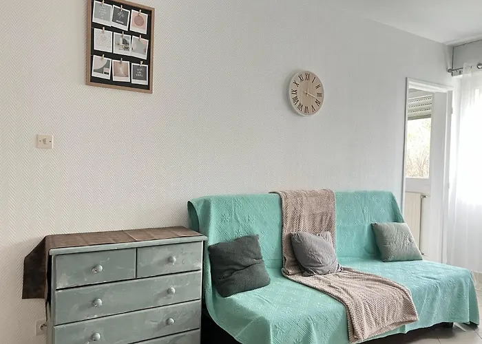 Vue Sur Jardin Parking Ascenseur Un-sejour-a-part *