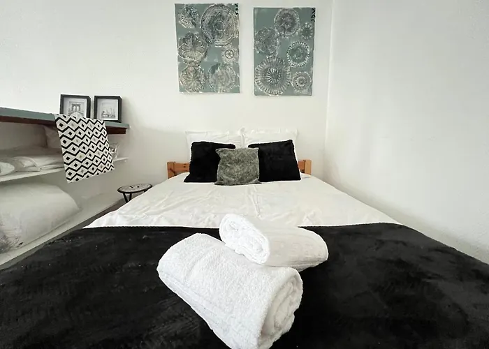 公寓 Vue Sur Jardin Parking Ascenseur Un-sejour-a-part 梅斯